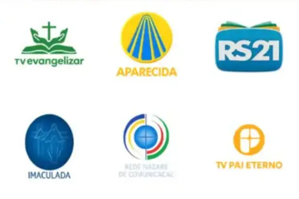 Padre com o Colar de São Miguel Arcanjo